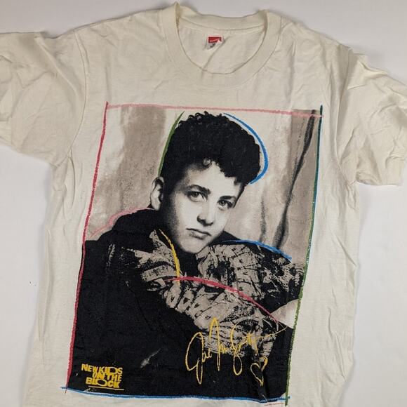 Vintage 80s New Kids on the Block Band Concert White Shirt Size Medium - Picture 2 of 8